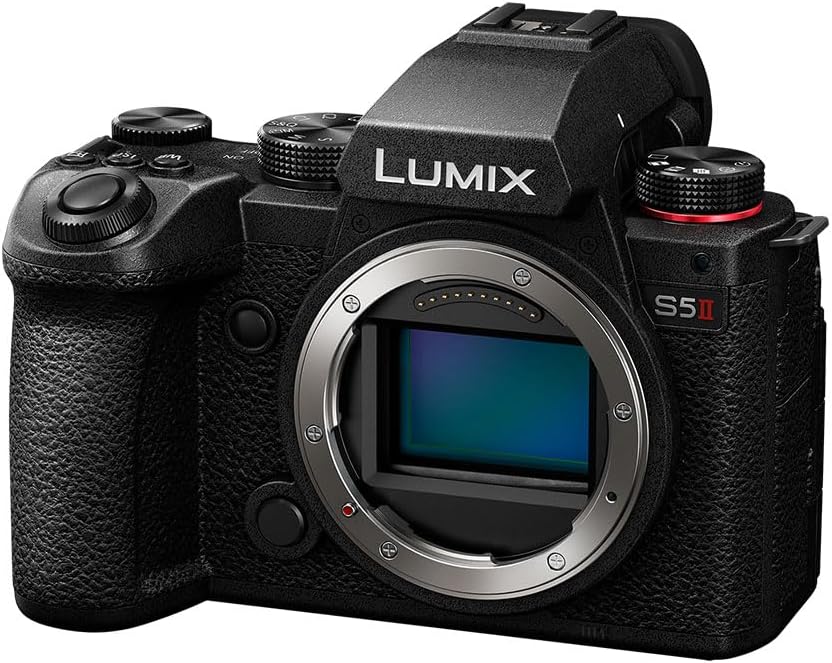 Panasonic LUMIX DC-S5 II Spiegellose Vollformat Kamera 4K 60p und 6K 30p, Flip-Screen, WLAN, Hybrid-