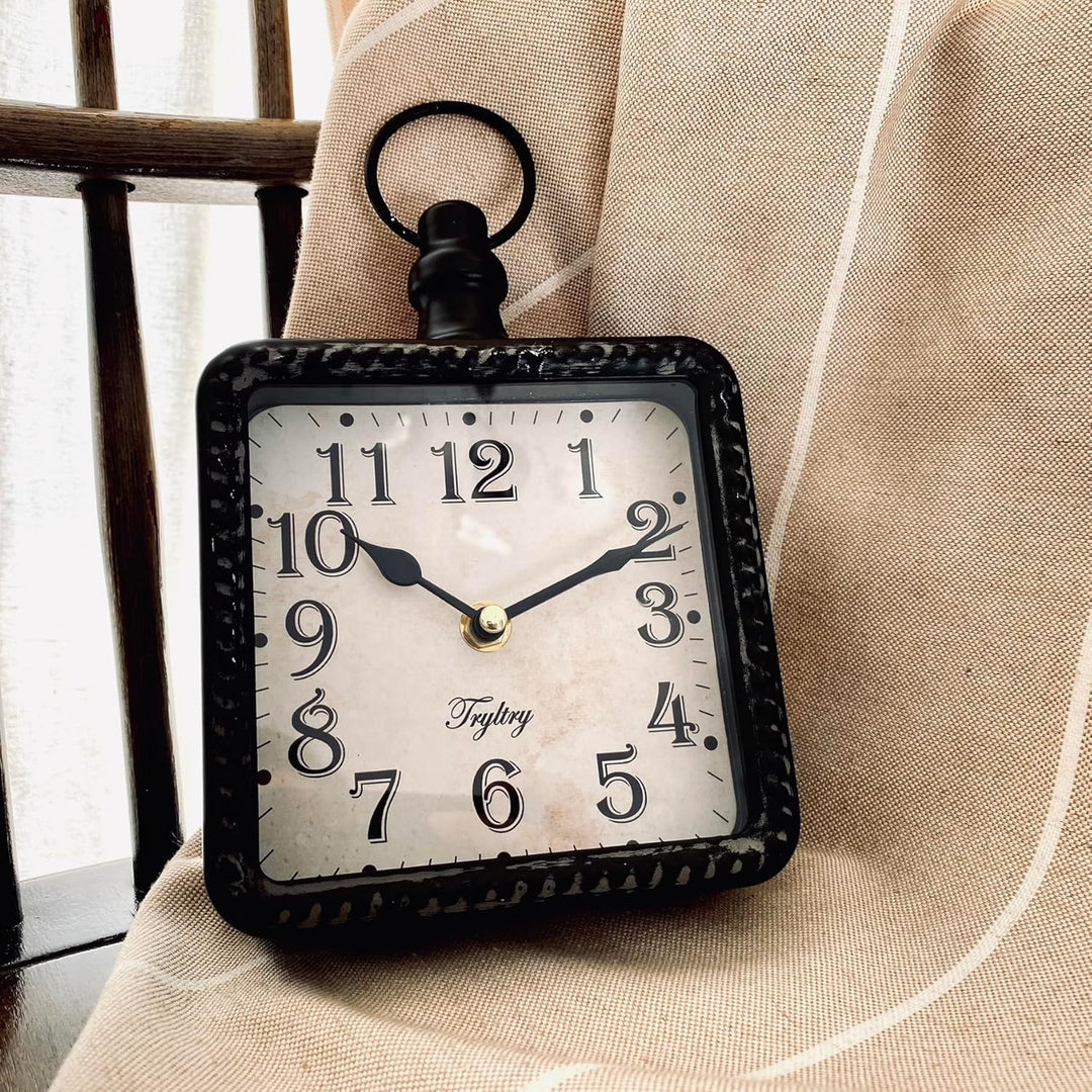 TRYLTRY Kleine Retro-Wanduhr, rechteckig, batteriebetrieben, leise, schwarze Vintage-Dekor-Wanduhren