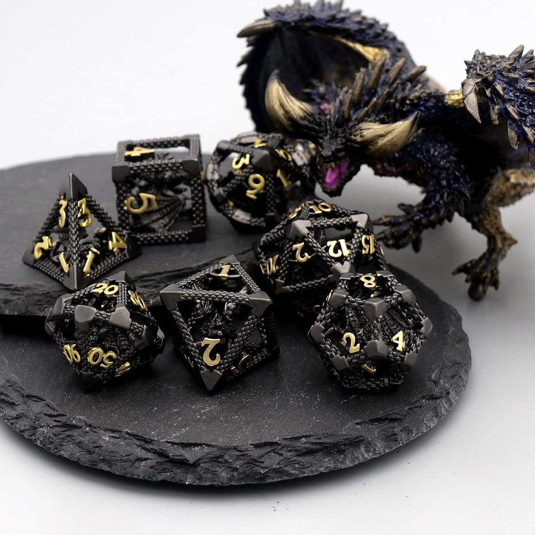 DND Würfel, Dungeons and Dragons Würfel Set HNCCESG Metall Spielwürfel Hohle 3D Drachen D&amp;D Würfel P