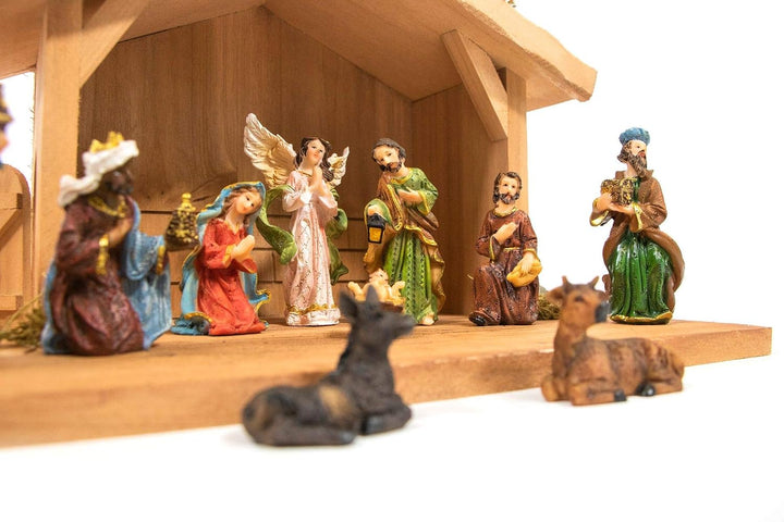 mgc24 Weihnachtskrippe Tischkrippe aus Holz, komplett mit 11 Krippenfiguren handbemalt,