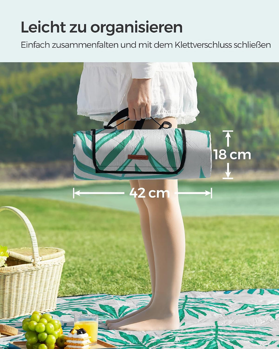SONGMICS Picknickdecke, 200 x 200 cm, grosser Teppich, für Camping, Park, Garten, Strand, wasserabwe