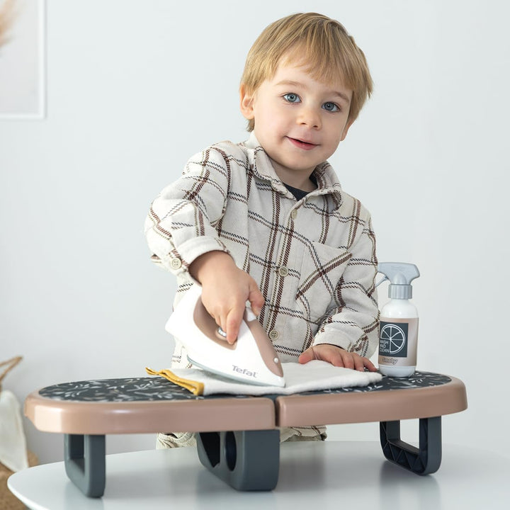 Smoby - Tefal Bügelbrett für Kinder - Faltbare Mitnehm-Spiel-Bügelstation mit Spielzeug-Bügeleisen &amp;