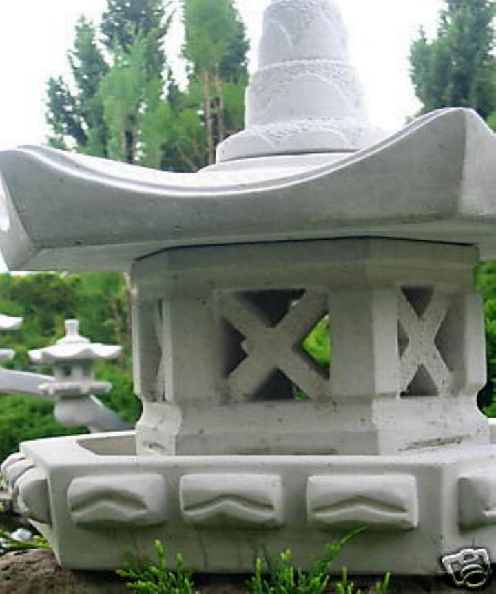 Vogelhaus japanische Steinlaterne Gartendeko