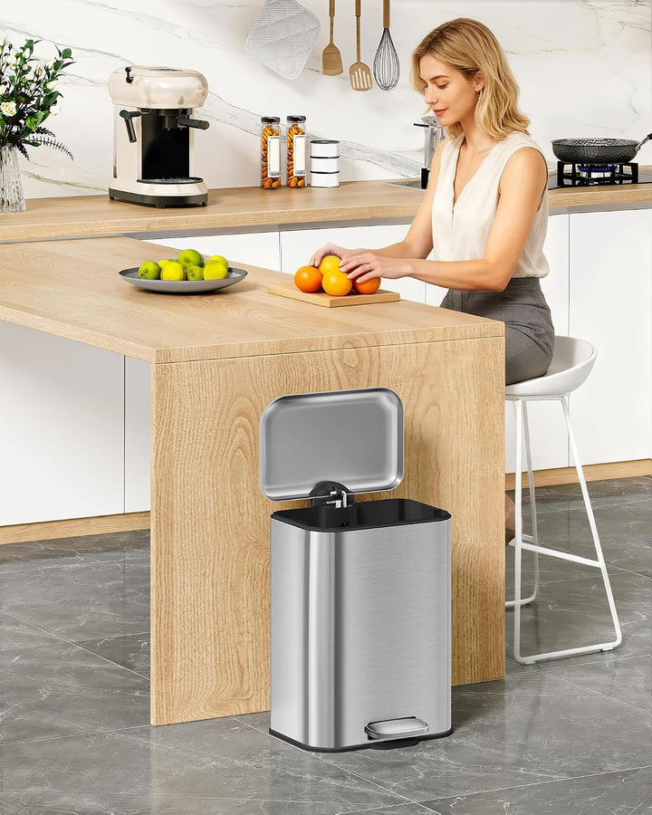 Hzuaneri Mülleimer Küche, 20L Abfalleimer mit Tretpedal, Tretmülleimer mit Softclose-Deckel und Inne