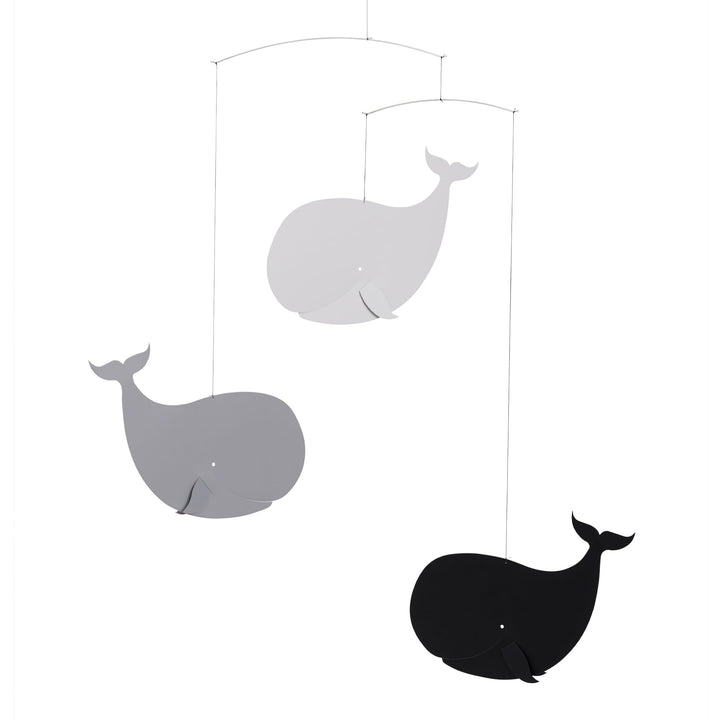Mobile Wale (grau) von Flensted Mobiles.