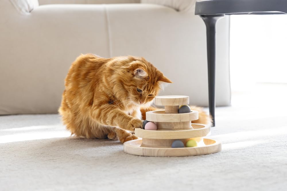 Designed by Lotte Spielturm Mia – Katzenspielzeug – Holz – Braun –