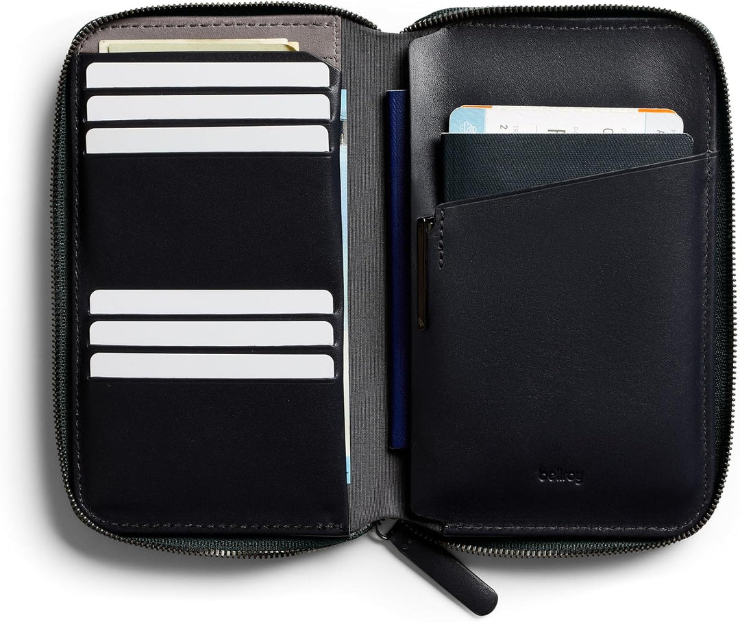 Bellroy Travel Folio – Second Edition- Sienna - Everglade, Everglade