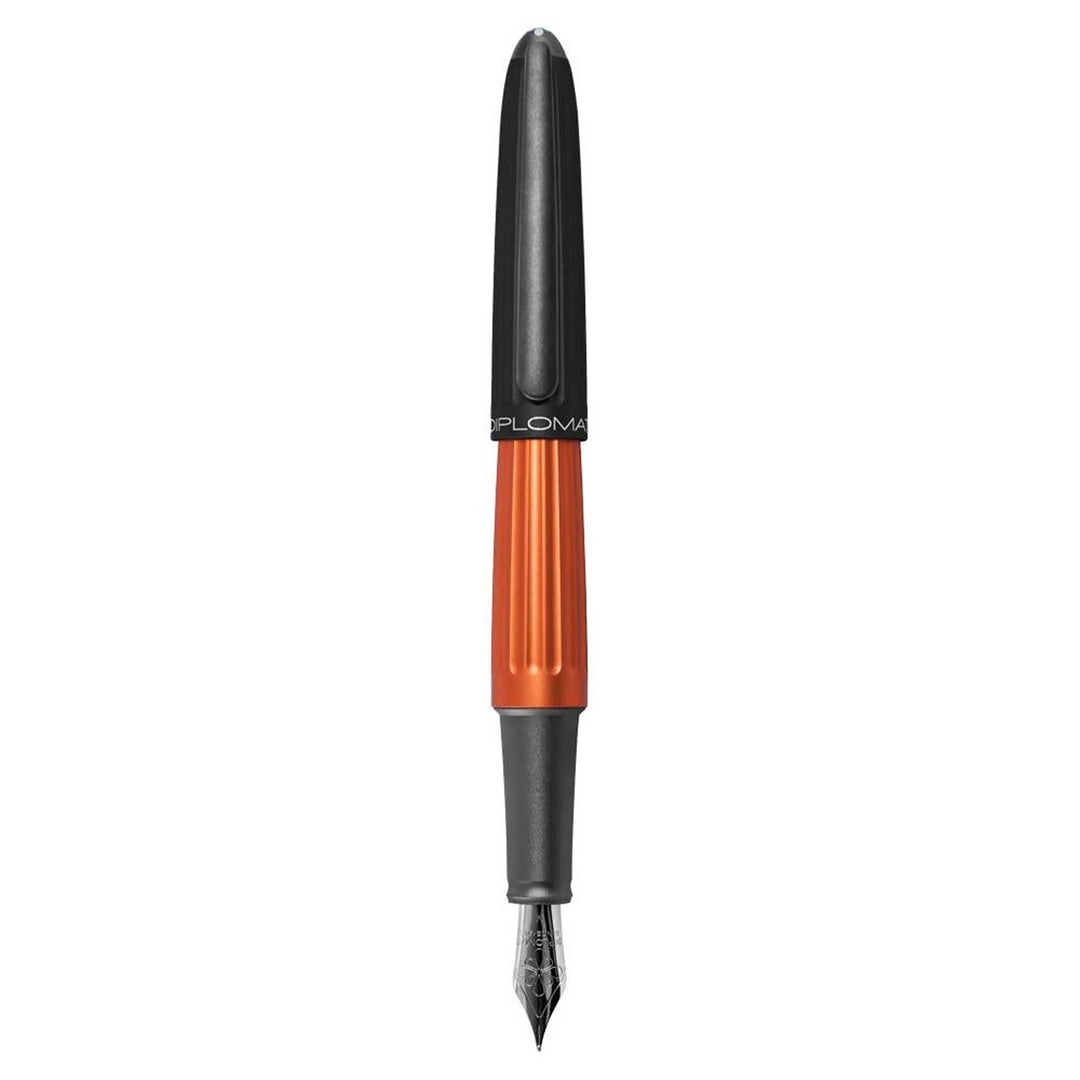 DIPLOMAT Füllfederhalter Aero Orange Schwarz - F/mit Geschenkbox/Füllhalter, 1 Stück (1er Pack)