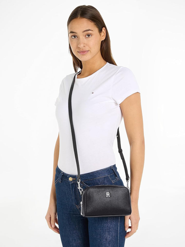 Tommy Hilfiger Umhängetasche TH Emblem Crossover FA23 Schwarz, Schwarz