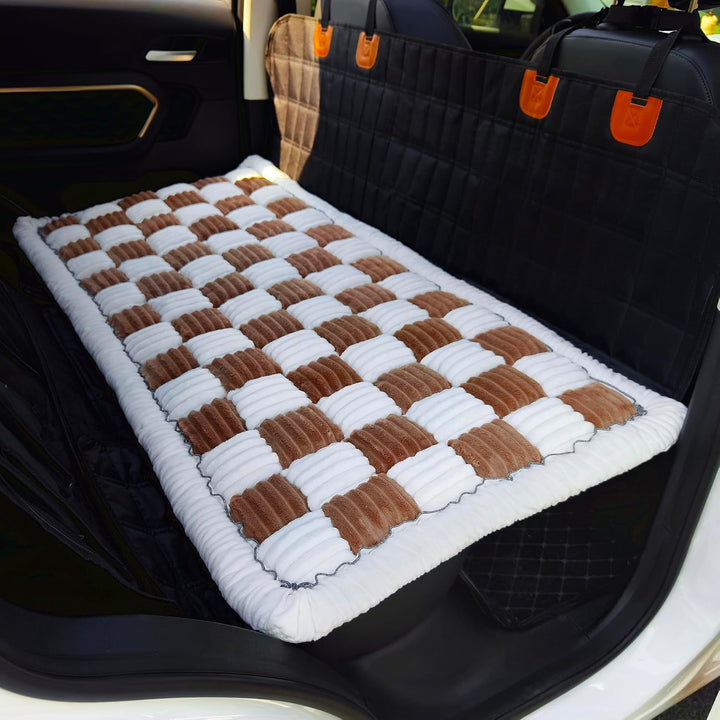 Hundematte Auto Rückbank 63×137 cm – Maschinenwaschbar, rutschfeste Hundedecke fürs Auto, Dicke PP-W