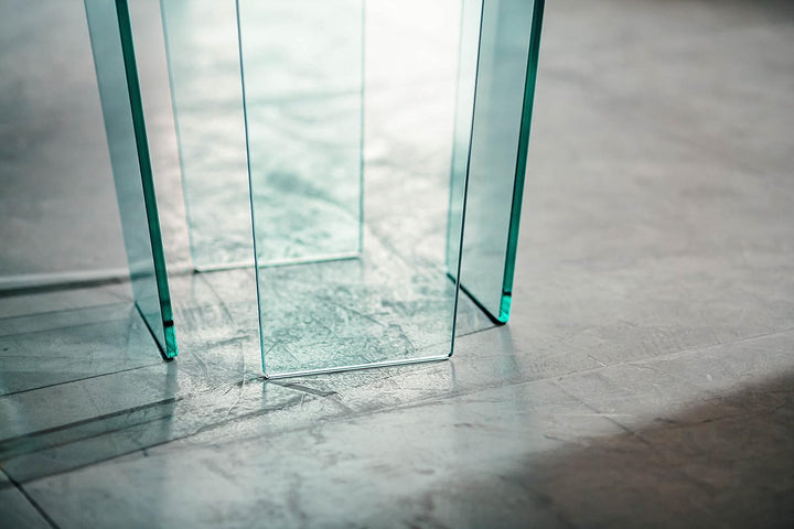 IMAGO FACTORY Fjord | Tisch Servetto – Lampentisch aus gebogenem Glas, transparent, für Wohnzimmer,