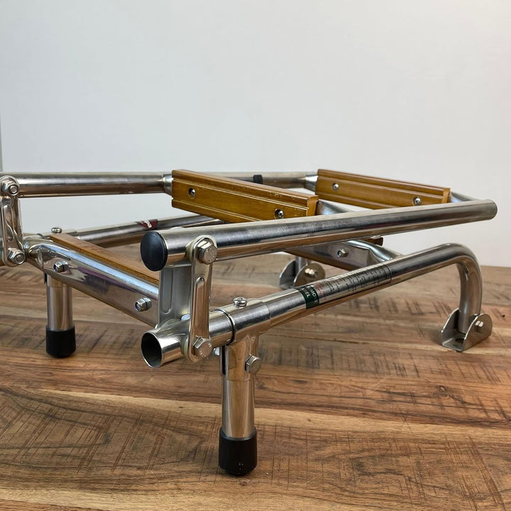 Saarwebstore Badeleiter Edelstahl mit Teak Stufen klappbar Heckmontage Bootsleiter Boot Grösse 2+2,