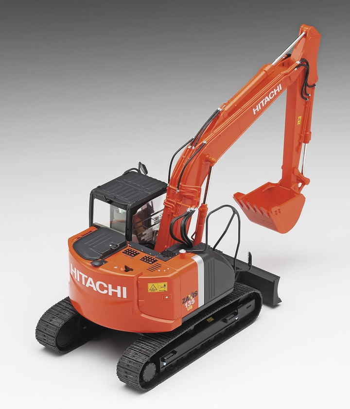 Hasegawa HWM01 1/35 Hitachi Bagger ZAXIS 135US, Farbig