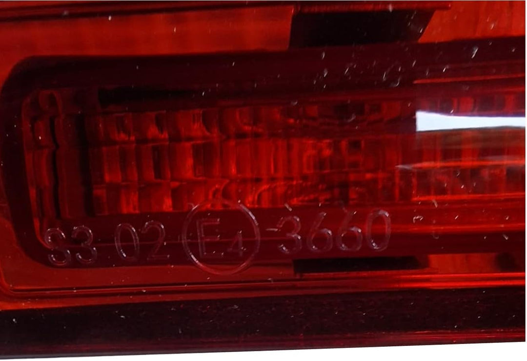 HZ-DESIGN Bremslicht 3. Bremsleuchte für Heckklappe in Rot kompatibel mit Mercedes V-Klasse Vito W44