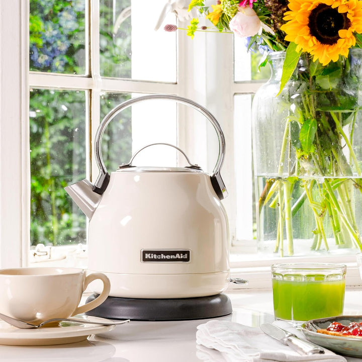 KitchenAid 5KEK1222EAC 5KEK1222 Wasserkocher, Edelstahl, 2 liters, Almondcream