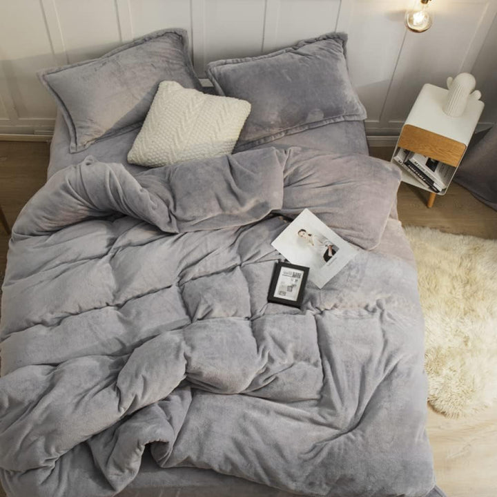 Omela Warm Fleece Winter Bettwäsche 155x220 Silber Grau Cashmere Touch Plüsch Bettbezug mit Kopfkiss
