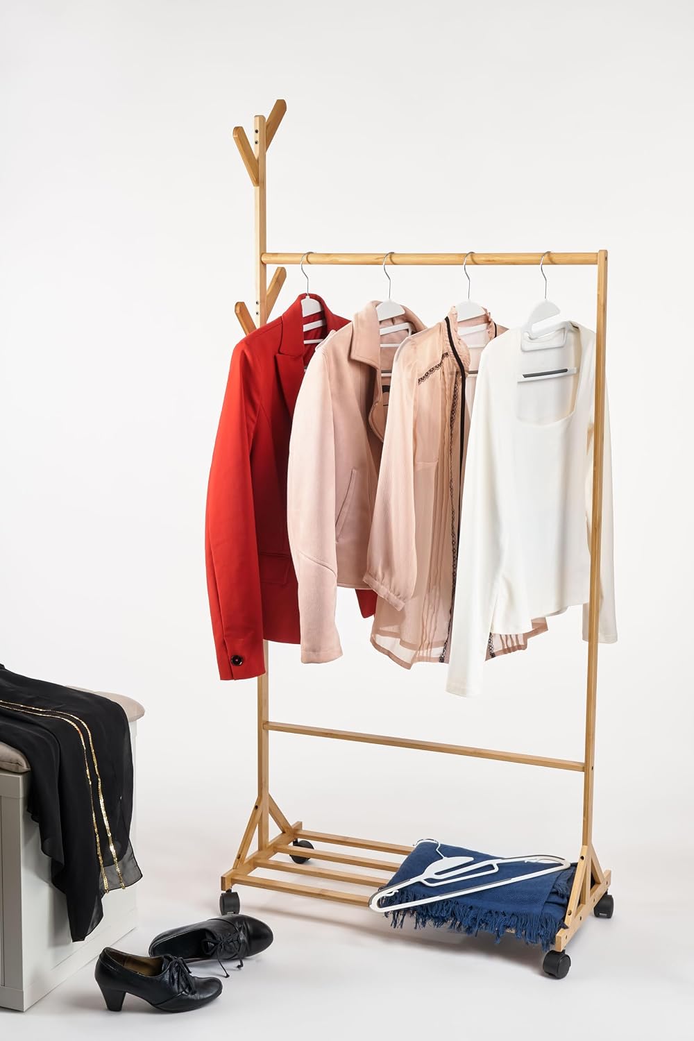 OGIVO Kleiderbügel Kunststoff – 50er Set - rutschfest Bügel für Ihren Garderobe - kleine Stange für