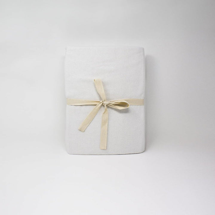 Kadolis - Matratzenschutz für Babys 70x140 cm - Stoff 100% Flanell aus Bio-Baumwolle - Weich und kom