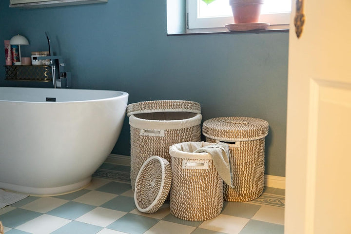 Decorasian Wäschekorb mit Deckel aus Seegras – Bast Wäschesammler geflochten, rund &amp; gross – 3er Set