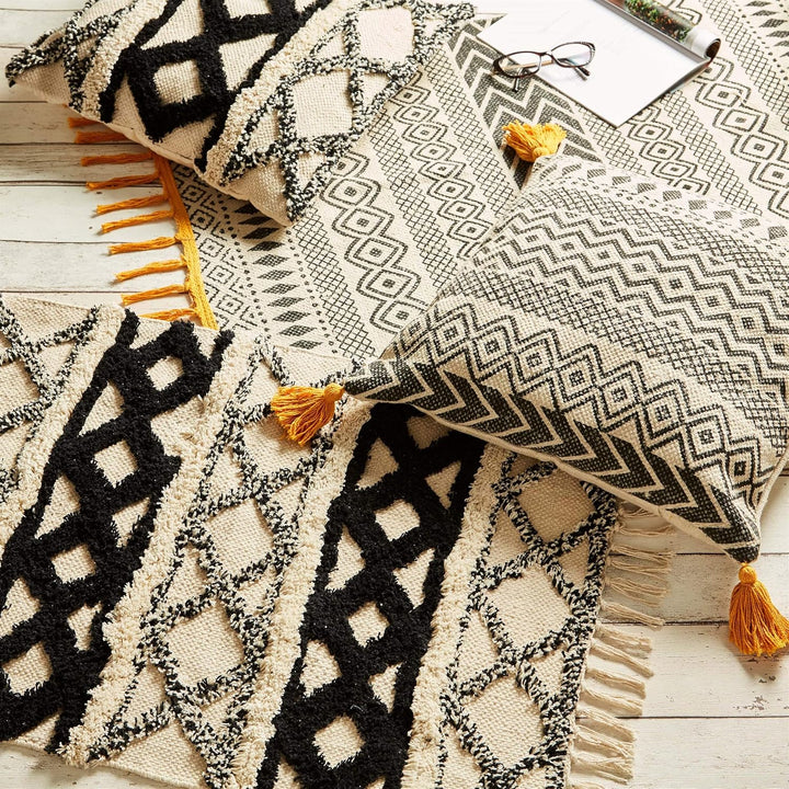 Sass &amp; Belle Scandi Boho Geo Cushion [UK-Import]