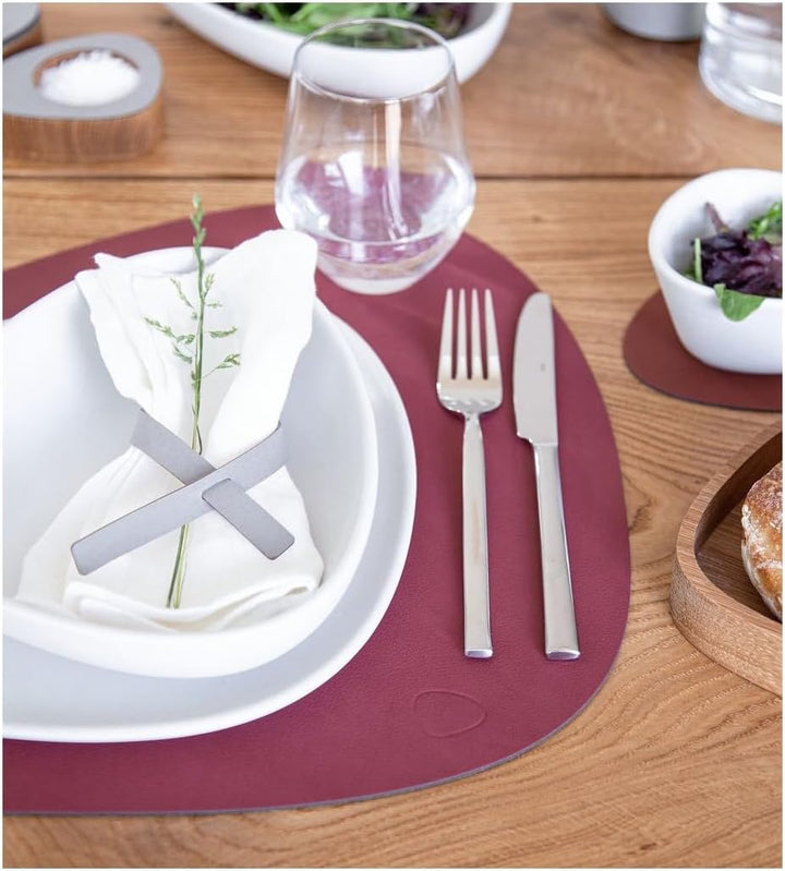 LindDNA Curve L Tischset, Leder, Rot, 37 x 44 cm