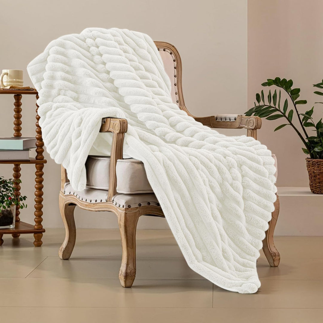 Kuscheldecke Kaninchen Plüsch Decke Super Soft Wohndecke Dick 540 G/M² Flanell Decke Couchdecke Warm