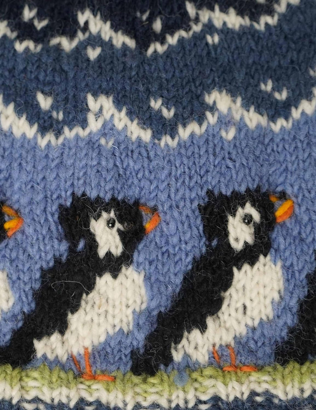 Damen Wollmütze, handgestrickt, süsses Papageientaucher-Design, mehrfarbig, Einheitsgrösse, handgefe