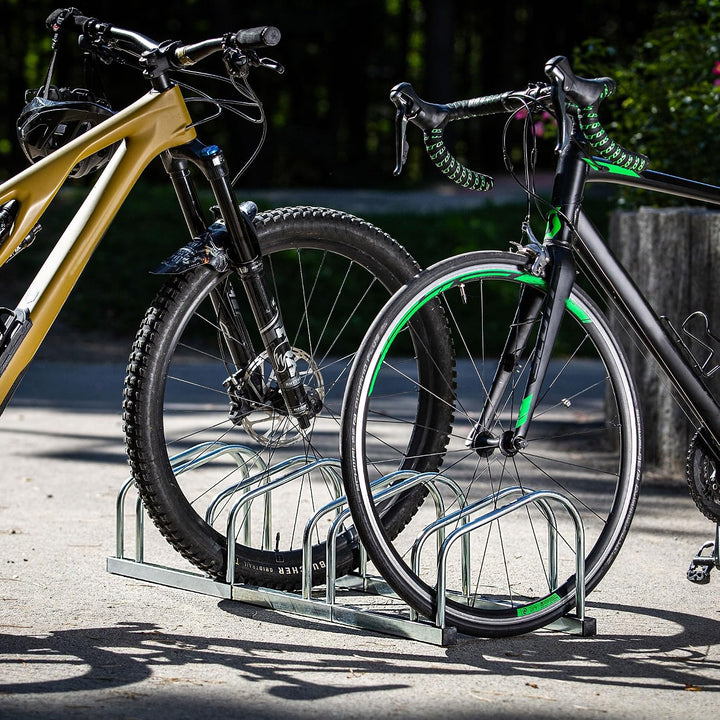 KADAX Fahrradständer für 4 Fahrräder für Boden oder Wandmontage, Fahrradhalter aus verzinktem Stahl