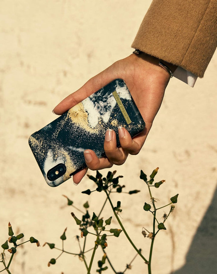 IDEAL OF SWEDEN Handyhülle für iPhone 11 Pro/X/XS (Black Galaxy Marble)